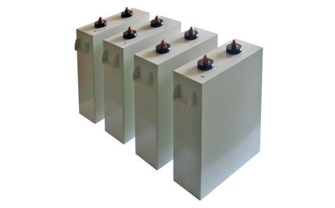 如何區(qū)分電容器的正負(fù)極？